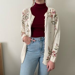 Vintage Cream Floral Cardigan Embroidered Unique Green Flowers Sequins Grandma
